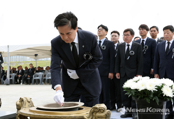 충남도는 제70회 현충일을 맞아 6일 충남보훈공원에서 추념식을 열었다.  @충청남도