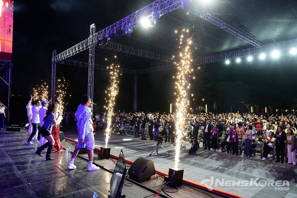 지난 5일 ‘2025 천안 K-컬처박람회’에서 K-레트로콘서트가 열렸다 @천안시