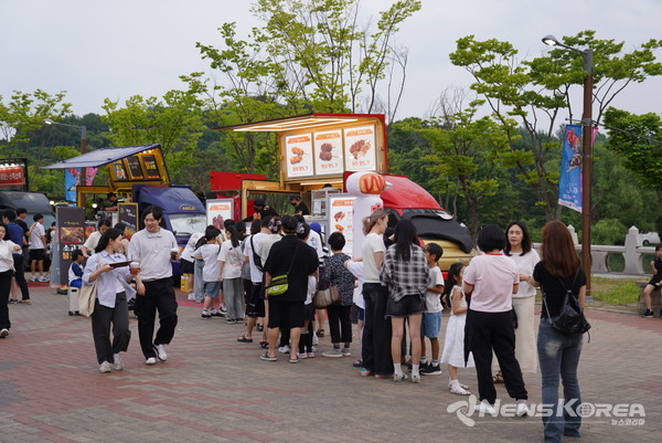 ‘2025 천안 K-컬처박람회’ 푸드존의 모습 @천안시