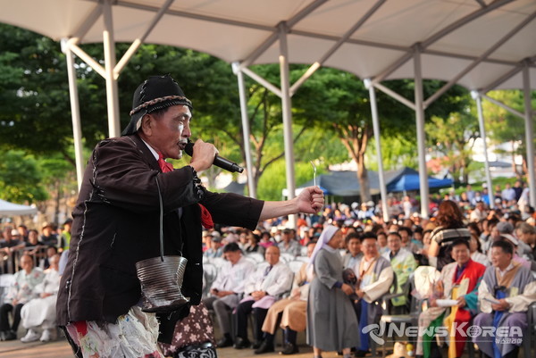품바로 웃고 떠든 다섯 날  제26회 음성품바축제, 전국 품바 길놀이 퍼레이드 @음성군