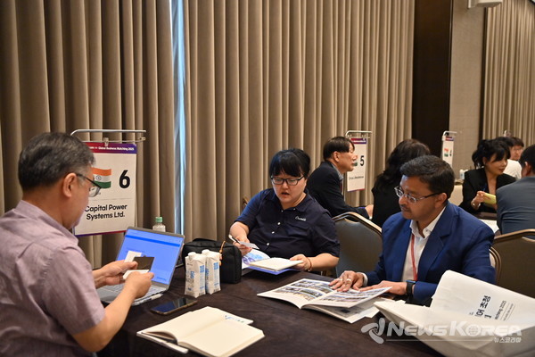 충청남도 ‘2025 해외사무소 바이어 초청 수출상담회’를 열었다. @충청남도