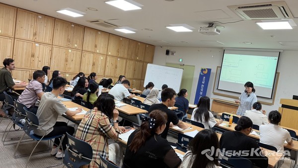 다문화•외국인가족의 안정적인 지역사회 정착과 일상생활 적응을 돕기 위한 맞춤형 한국어교육 ‘초급 0단계’ 반 개강, @천안시다문화가족지원센터