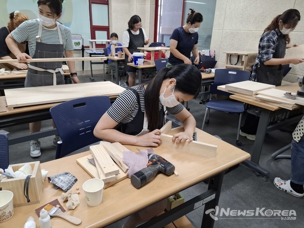 목공예 자격증’ 과정 성료 @수원시다문화가족지원센터