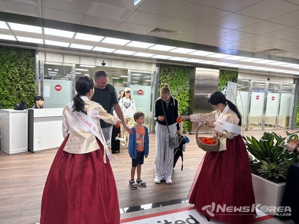 티웨이항공 신규노선 첫 입도객 환영행사 @제주관광공사
