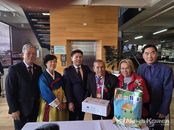 참전 용사분들게 전달한 보은 메달 @뉴스코리아 고준영 특파원