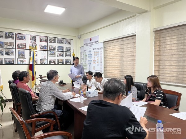 현지 단체들과의 협력을 통해 효율적이고 다양한 봉사활동을 펼치고 있다. (사진=중부루손 한인회)