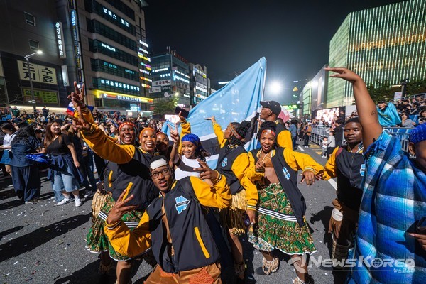 천안흥타령춤축제 2025 거리 퍼레이드 202. 09.26 @천안시