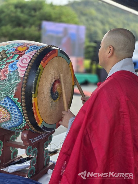 '제7회 영산위령제가 국립 망향의동산에서 열렸다. @뉴스코리아 최신 기자