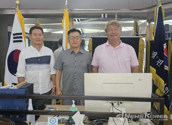 좌로부터 서영철 다바오 한인회 수석부회장, 맹봉호 다바오 한인회 회장, 장한식 한류문화관광총연합회 회장 @뉴스코리아 이재숭 특파원