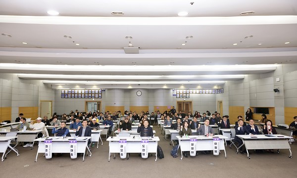 천안시의회 노종관, 권오중, 유수희 의원이 공동 주최한 정책토론회  @천안시의회