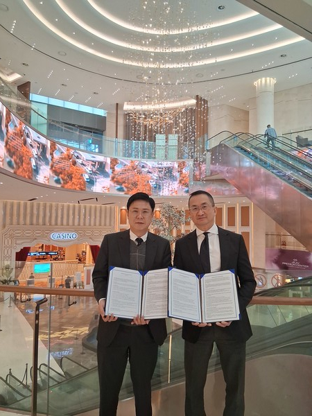 신화월드리조트 최고운영책임자 티고 대표와 함께. @뉴스코리아 문대진 기자