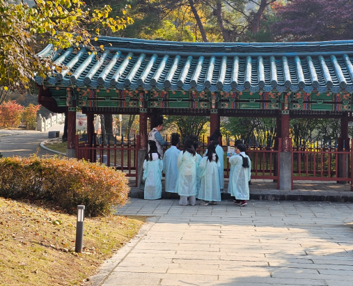 ​아산시가 이순신관광체험센터 여해나루와 현충사에서 ‘이순신 역사탐정단’을 시범 운영하고 있다. @아산시​
