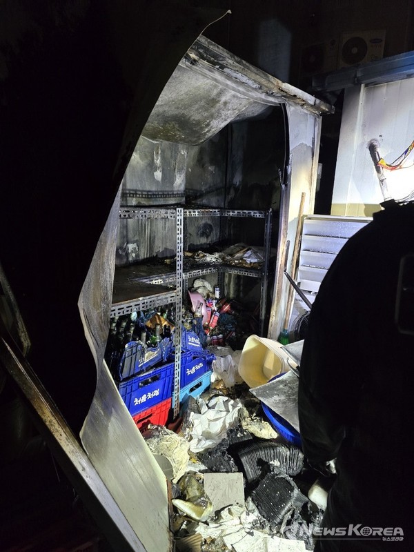 김포시 사우동 화재현장 내부 @뉴스코리아 김정호 기자
