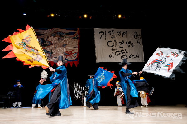 풍물굿패 해원 '초혼제_기왕지사 인연 맺은 이 땅이오니' @(재)예술경영지원센터