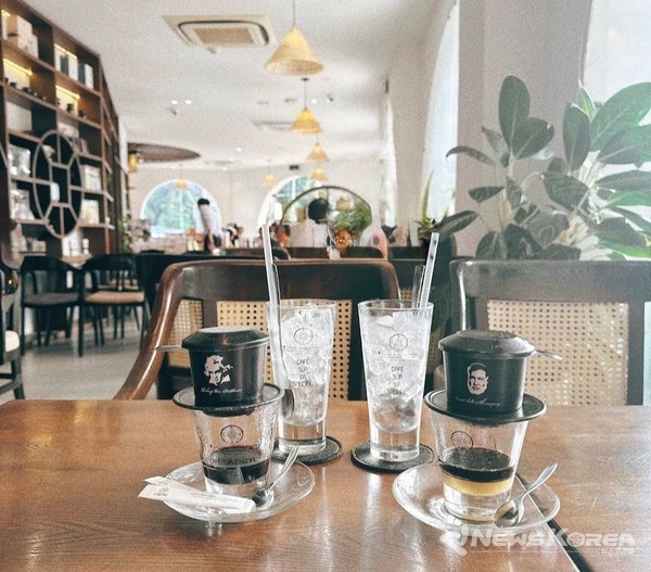 베트남의 고급 커피 프렌차이즈 쭝응윈 까페 @뉴스코리아 이웅연 특파원