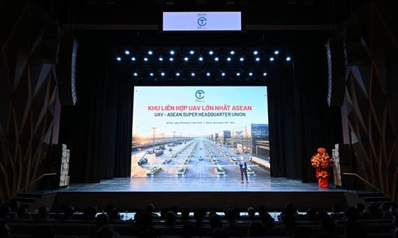 응우옌 꾸옥 중(Nguyen Quoc Dung) CT Group 대표는 ‘UAV-아세안 슈퍼 본부 연합(UAV-ASEAN Super Headquarter Union)’에 대한 투자 결정을 공식 발표했다 @뉴스코리아  이웅연 특파원