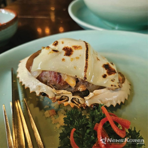 랑 사이공(Laang Saigon) 오리가슴살(XÁ XÍU VỊT) 메뉴  @뉴스코리아 팜티퀘느 통신원 